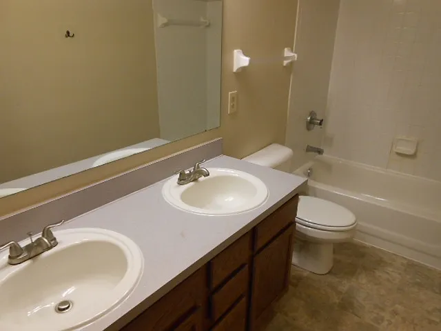 12400 Bentwood Farms Dr — Photo 15