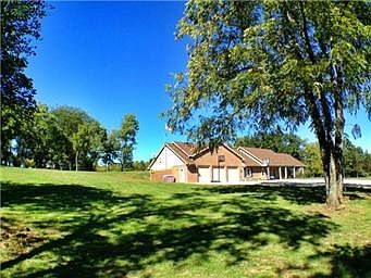 View of the property from the drive way