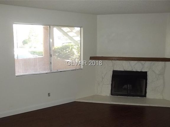 2nd image of 1600 Burningwood Ln Unit 102