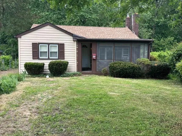 15 Cedar St, New Egypt, NJ 08533