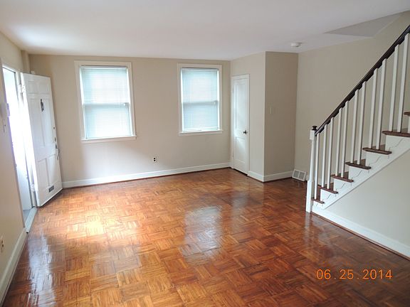 5th image of 55 Woodale Ave
