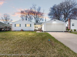 1721 Springfield Ln, Lansing, MI 48912