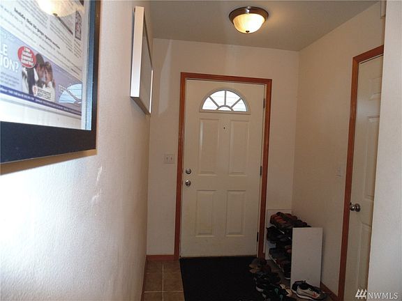 3rd image of 10717 Burke Ave N APT C