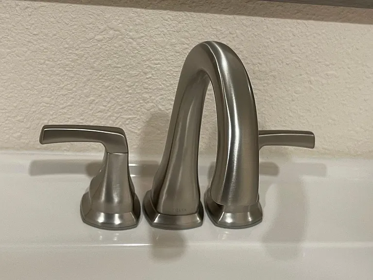 Vanity faucet
