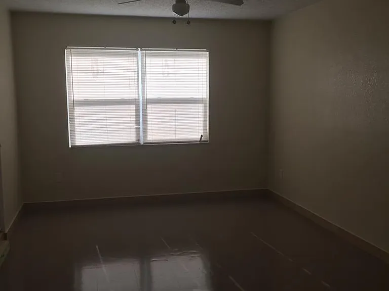 854 Chippendale St — Photo 1