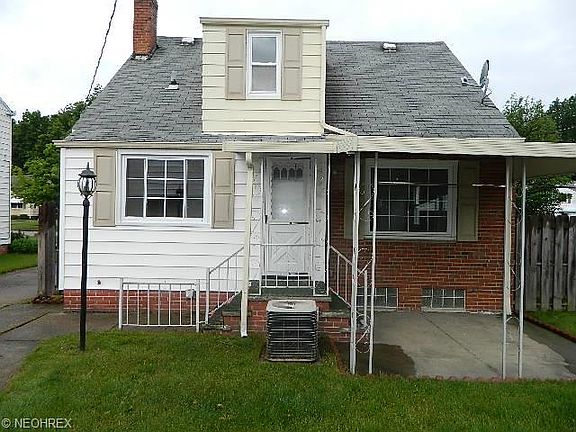 2nd image of 775 E 254th St