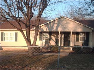 1st image of 126 Lynch St