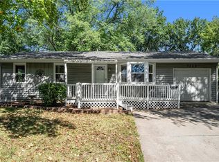 7722 NE 55th St, Kansas City, MO 64119