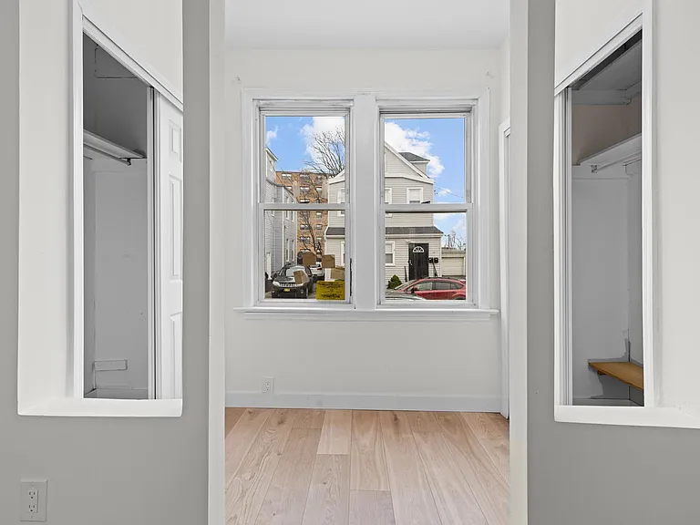 3 Edison Pl #1 — Photo 8