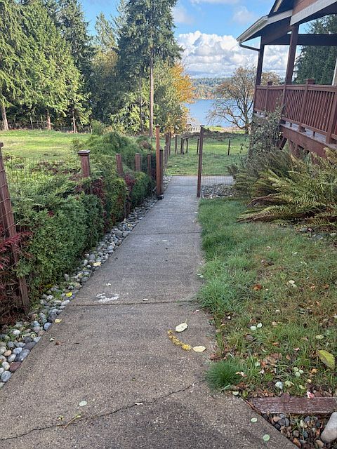 Walkway to separate entrance.