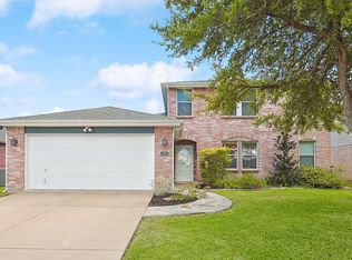 1305 Cherokee Rose Ln, Burleson, TX 76028