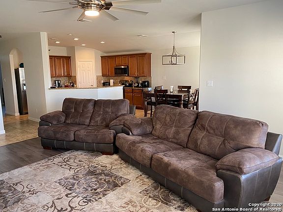 5th image of 8503 Winchester Way