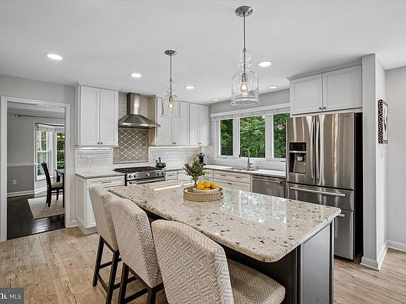 5th image of 15341 Stillfield Ct
