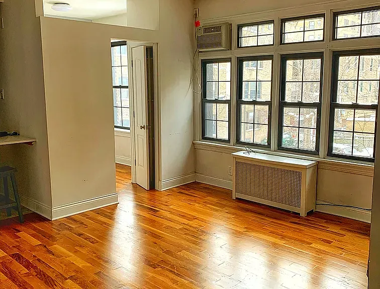 1127 W Farwell Ave #208 — Photo 1