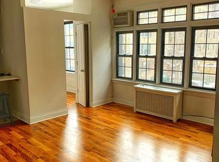 1127 W Farwell Ave APT 208, Chicago, IL 60626