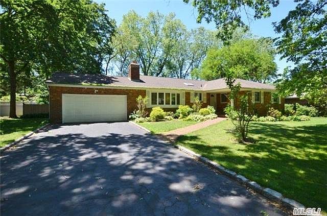 1st image of 9 Tracy Dr