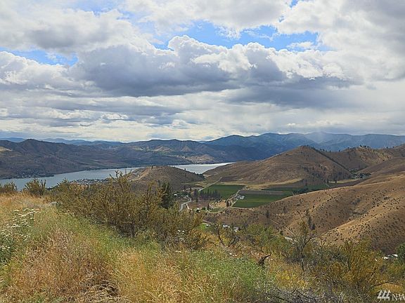 Lake Chelan, Territorial and Mountain views