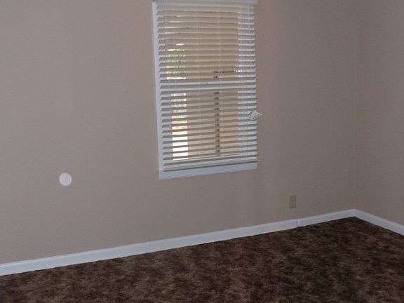 4th image of 1829 E Harvard Ave