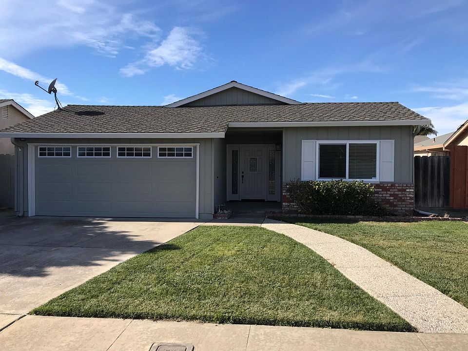 1st image of 629 Heather Dr