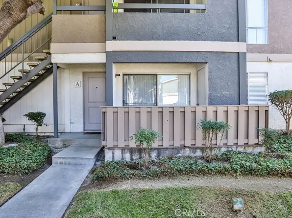 2869 S Fairview St Unit A, Santa Ana, CA 92704