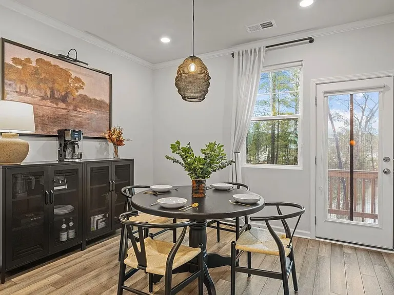 1052 Shoreside Dr — Photo 12