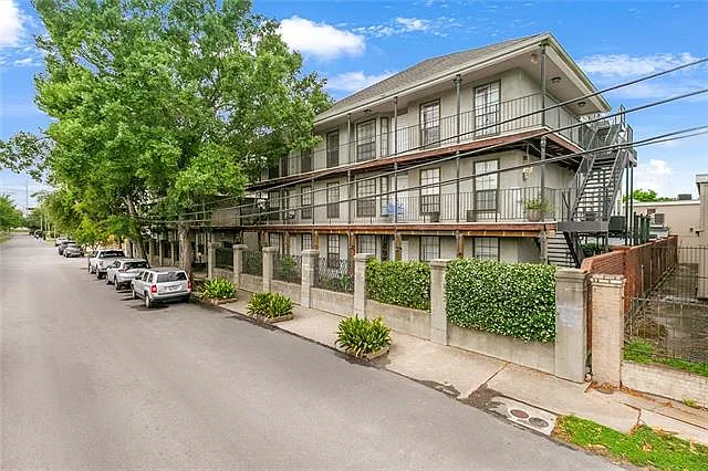 248 Cherokee St #22