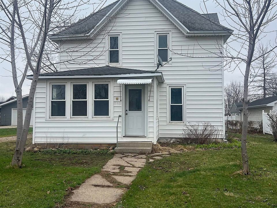 1st image of 606 2nd St