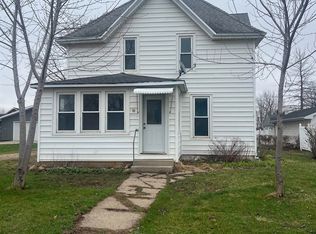 606 2nd St, Parkersburg, IA 50665