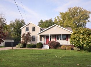 2448 Hess Rd, Appleton, NY 14008
