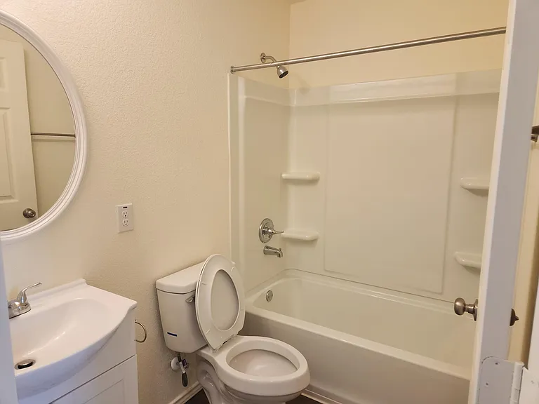 350 Debus St #204A — Photo 20
