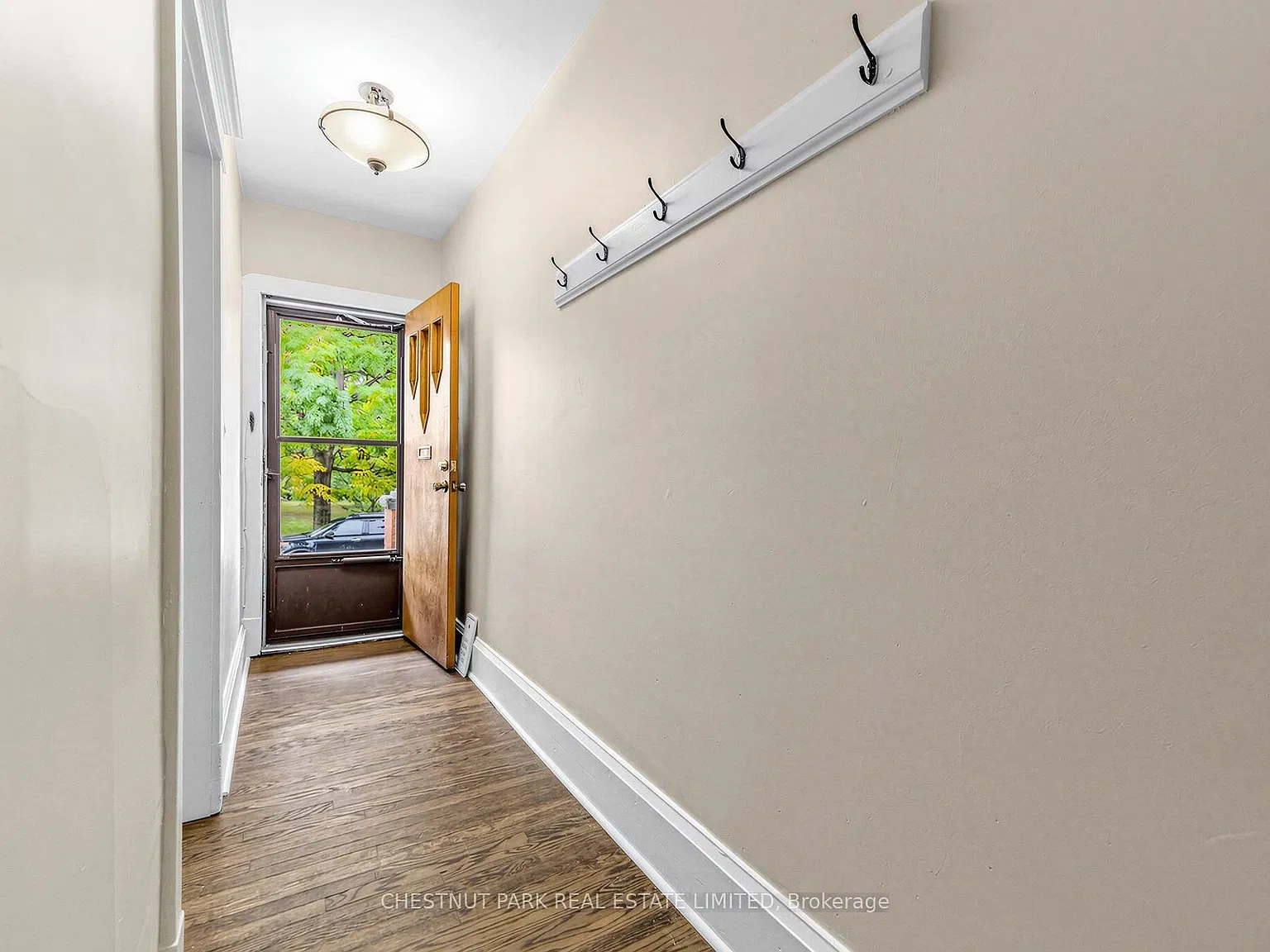 3 bed, $3,500 — Photo 2