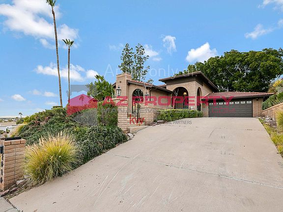 3rd image of 2010 E Vista Ave