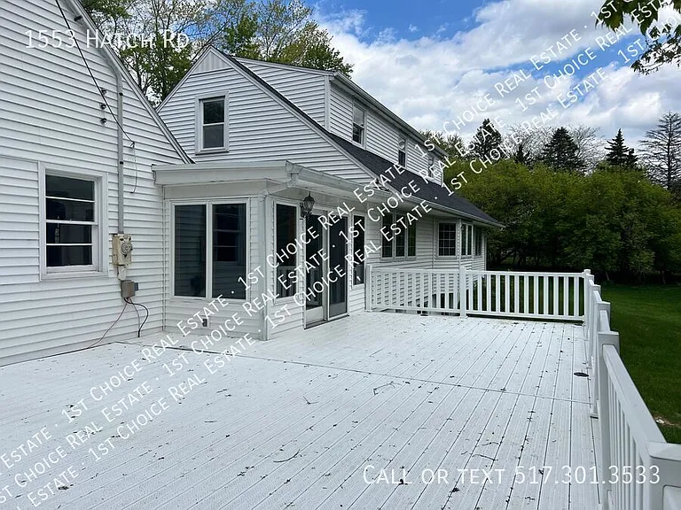 1553 Hatch Rd — Photo 35