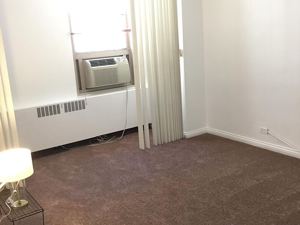 1st image of 3950 N Lake Shore Dr APT 1120