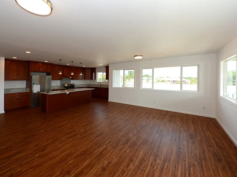 1182 Palekaiko St — Photo 2