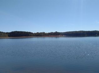 6 Alpha Dr, Toccoa, GA 30577