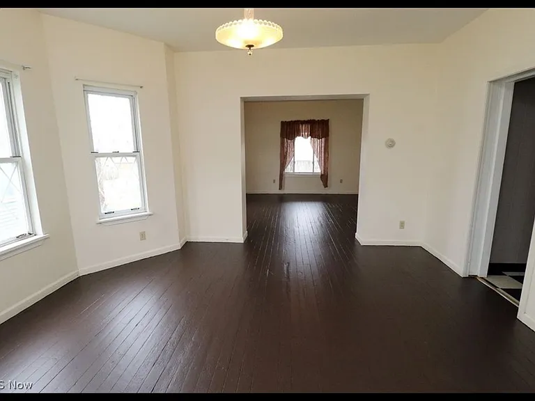 1342 Oregon Ave — Photo 8