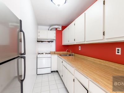 417 E 90th St APT 3G, Manhattan, NY, 10128
