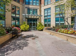 Paramount Condo, Reston, VA 20190