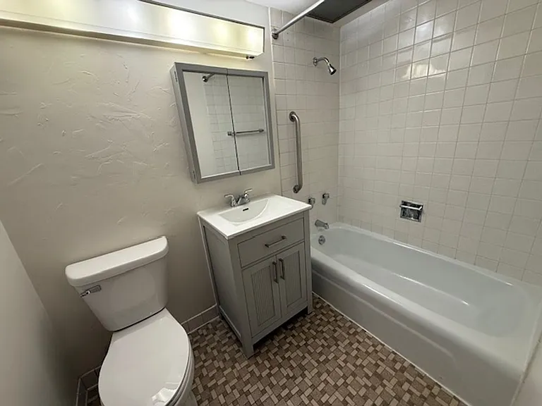 2129 Randolph Ave — Photo 87