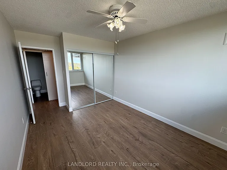 20 Speers Rd #1105 — Photo 38