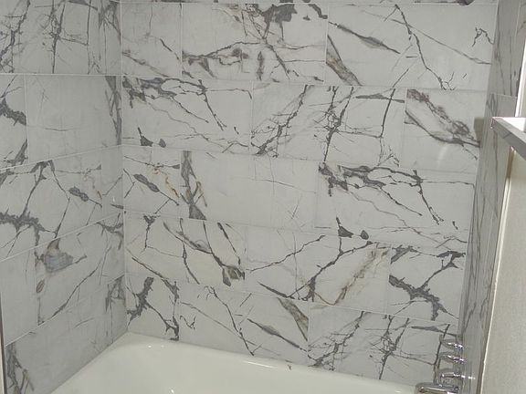 5th image of 7521 Dolonita Dr