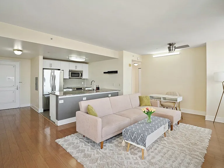 88 Morgan St #4402 — Photo 6