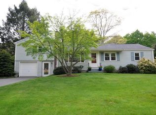 28 Powers Rd, Concord, MA 01742