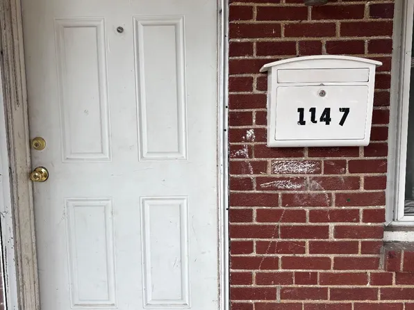 1147 E Price St, Philadelphia, PA 19138