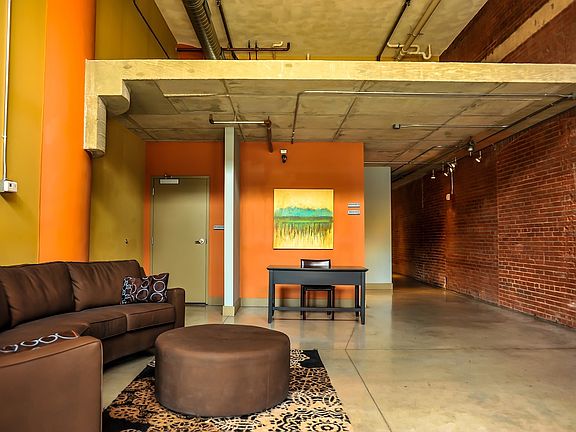 4th image of 1635 Washington Ave APT 511