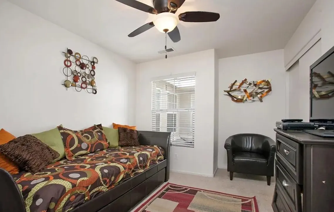 1484 Canvas Dr Unit 6 - 1 — Photo 3