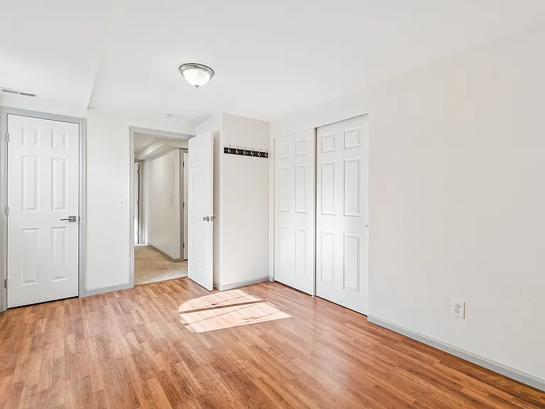 4215 S Lipan St — Photo 21