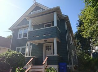 61 Linden St #2, Brookline, MA 02445