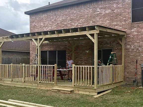 Patio/deck in the back yard